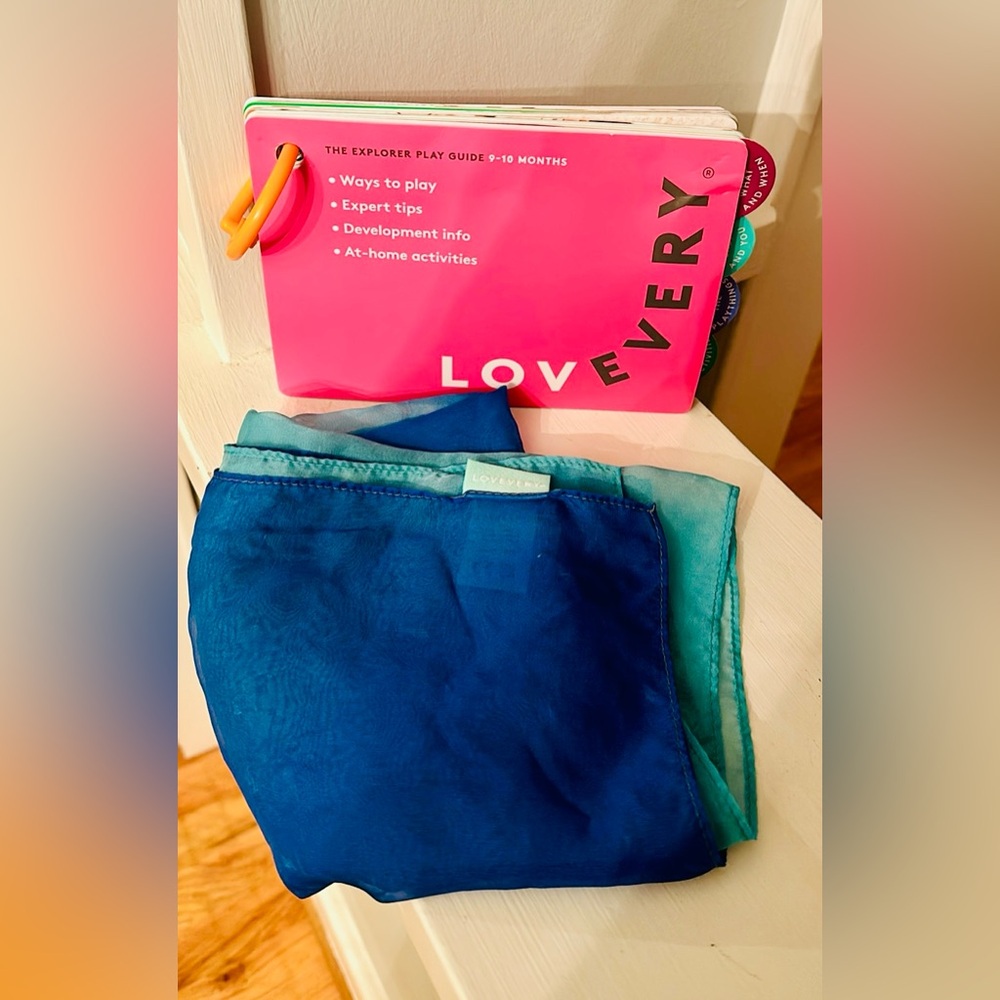 Lovevery Bright and Light Scarf